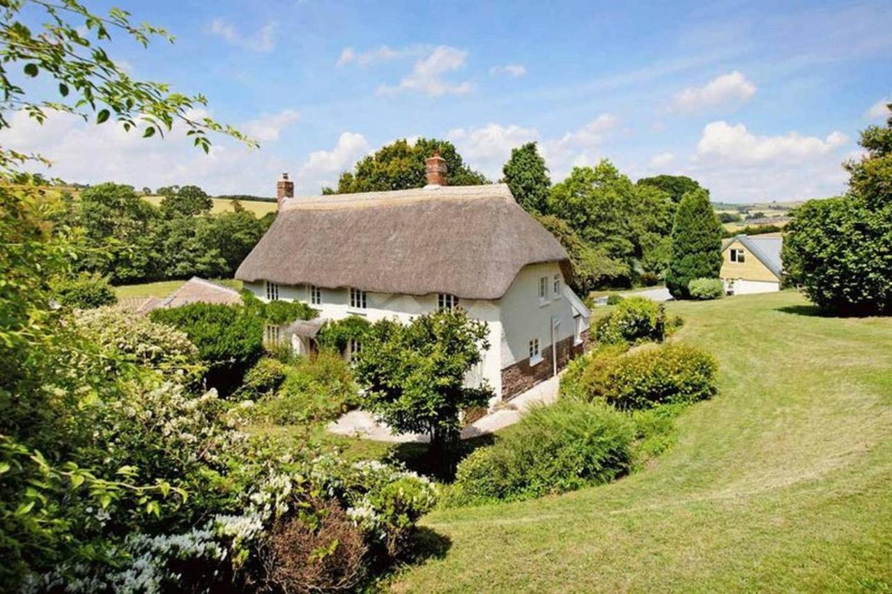 فيلا Shobrooke Mill Farmhouse كرديتون المظهر الخارجي الصورة